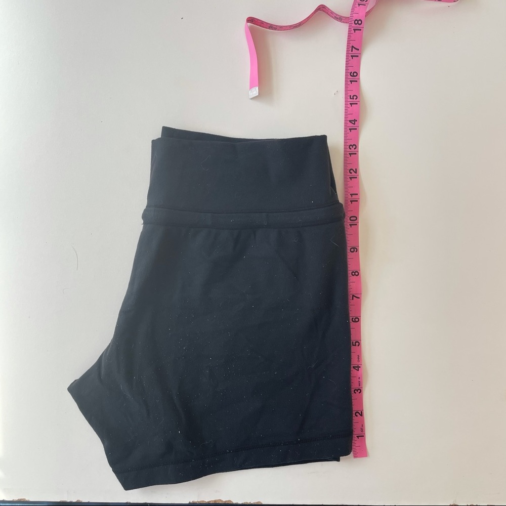 Lululemon yoga shorts